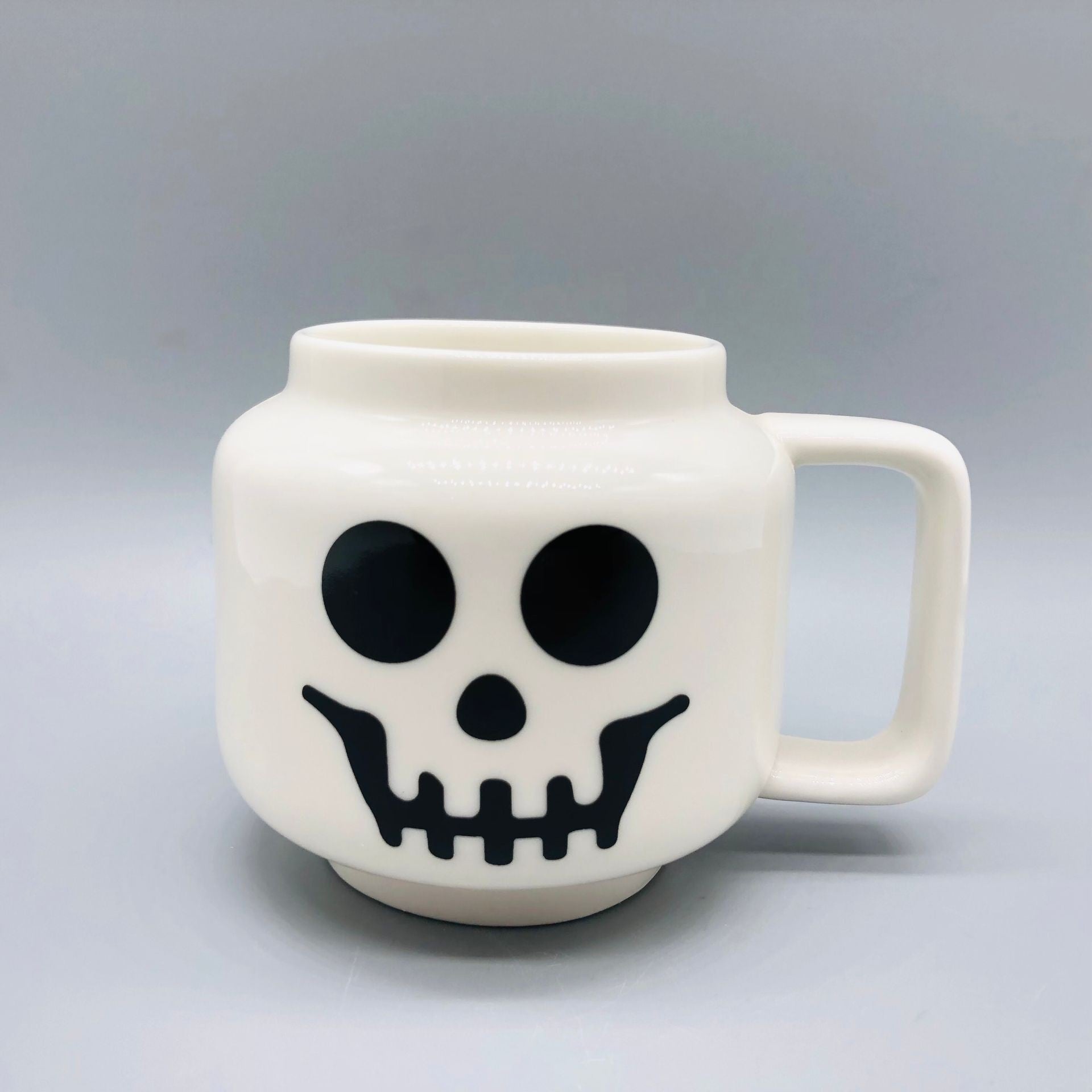 Caneca Emoji 3D